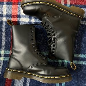 Dr. Martens unisex fit 1490 10 eye, smooth leather mid calf boot black 6